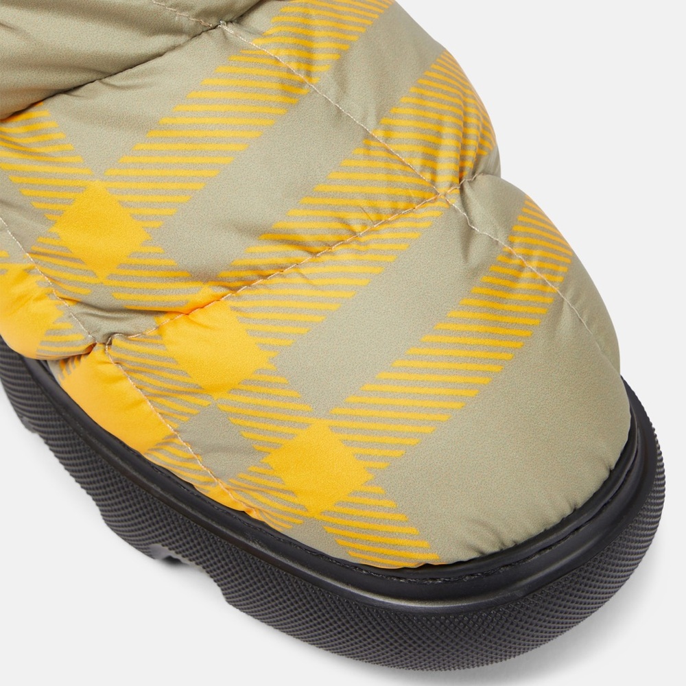 Burberry Check Pillow Padded Snow Boots, Size 40, NEW in Box with DustBag - Picture 5 of 15